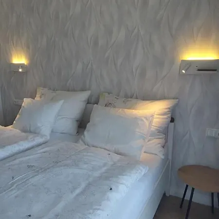 Bed & Breakfast Hillside