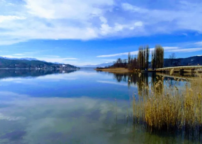 Hillside Nocleg ze śniadaniem 3*